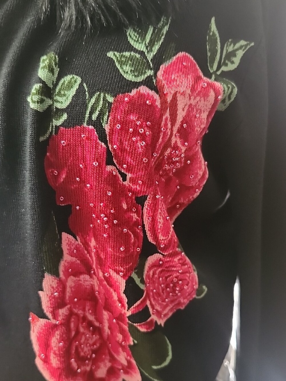 U-Knit Dresses Black Blazer with Red Rose Embroidery and Faux-Fur Collar - Picture 2 of 5